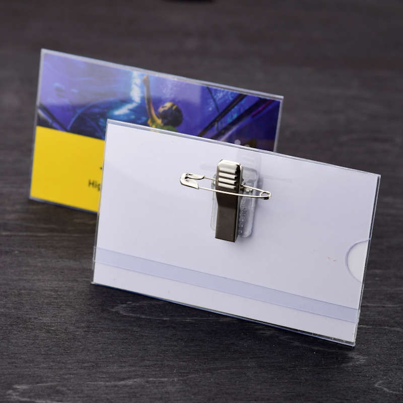 Transparent Acetatkonferensnamnbricka med nål och klämma