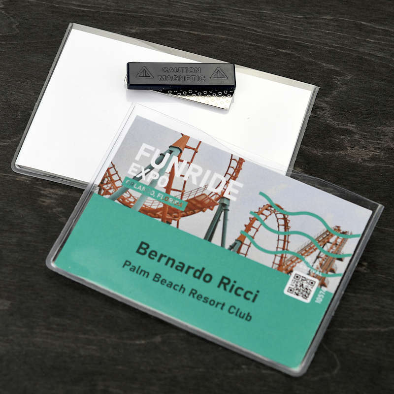 Transparent Konferensbricka med magnetfäste