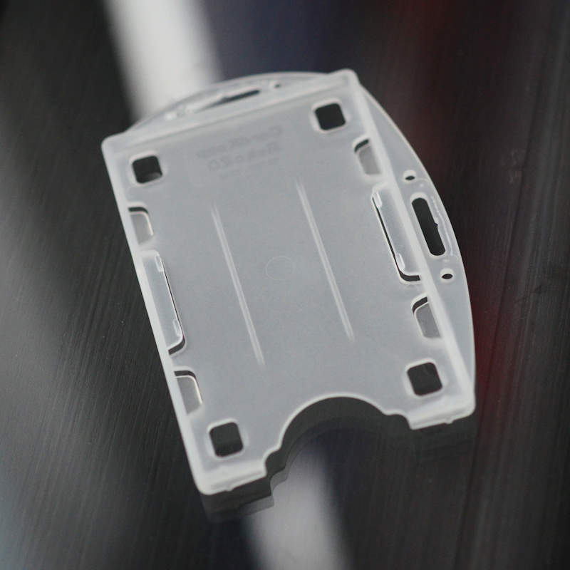 Genomskinlig ID-korthållare för två ID-kort