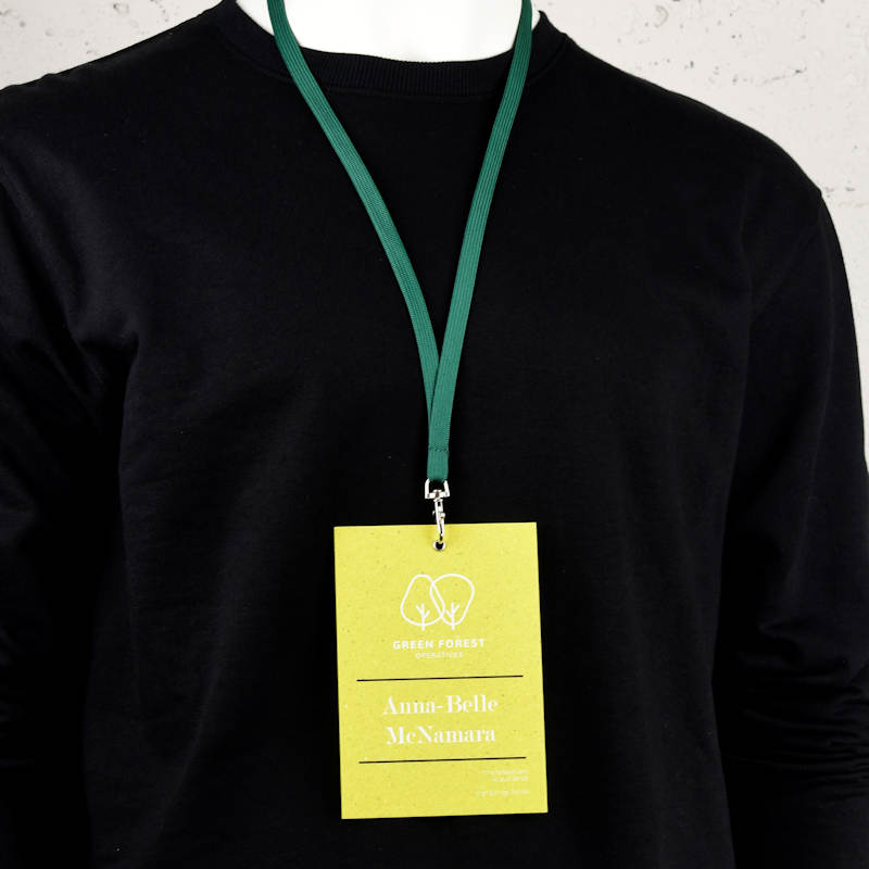 Skogsgrön Classic 10 mm nyckelband med pistolhake och säkerhetsspänne