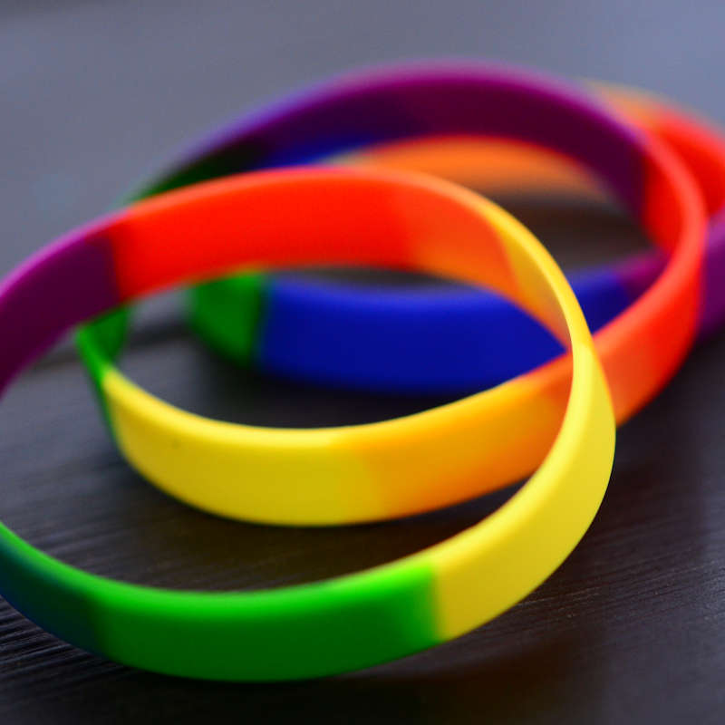 Pride färger Silikonarmband i lagerfärger