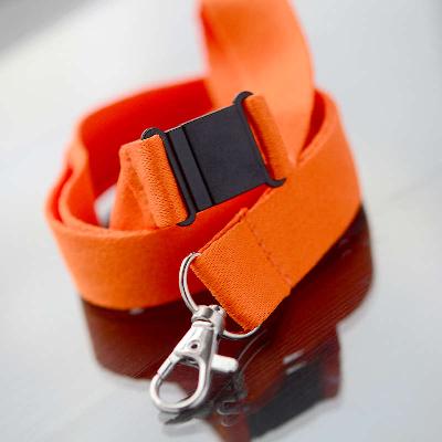 Orange RPET Nyckelband 20mm med satinfinish